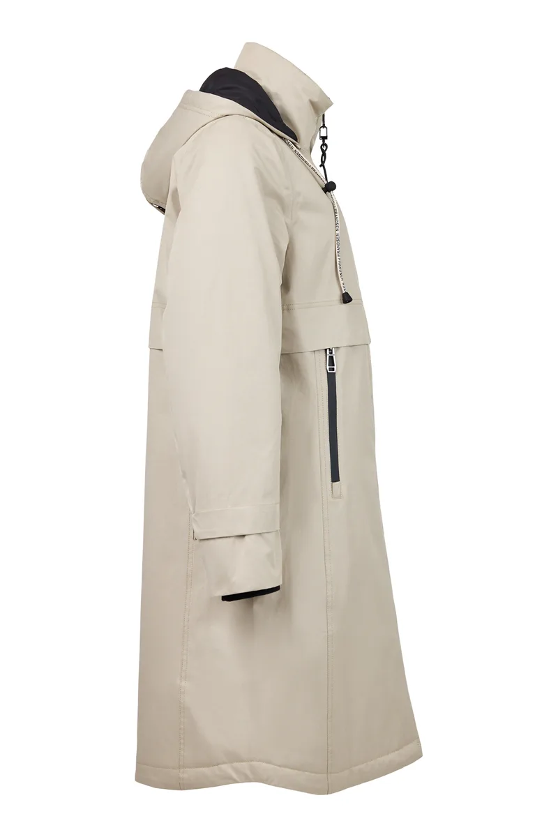 Imperméable — detail